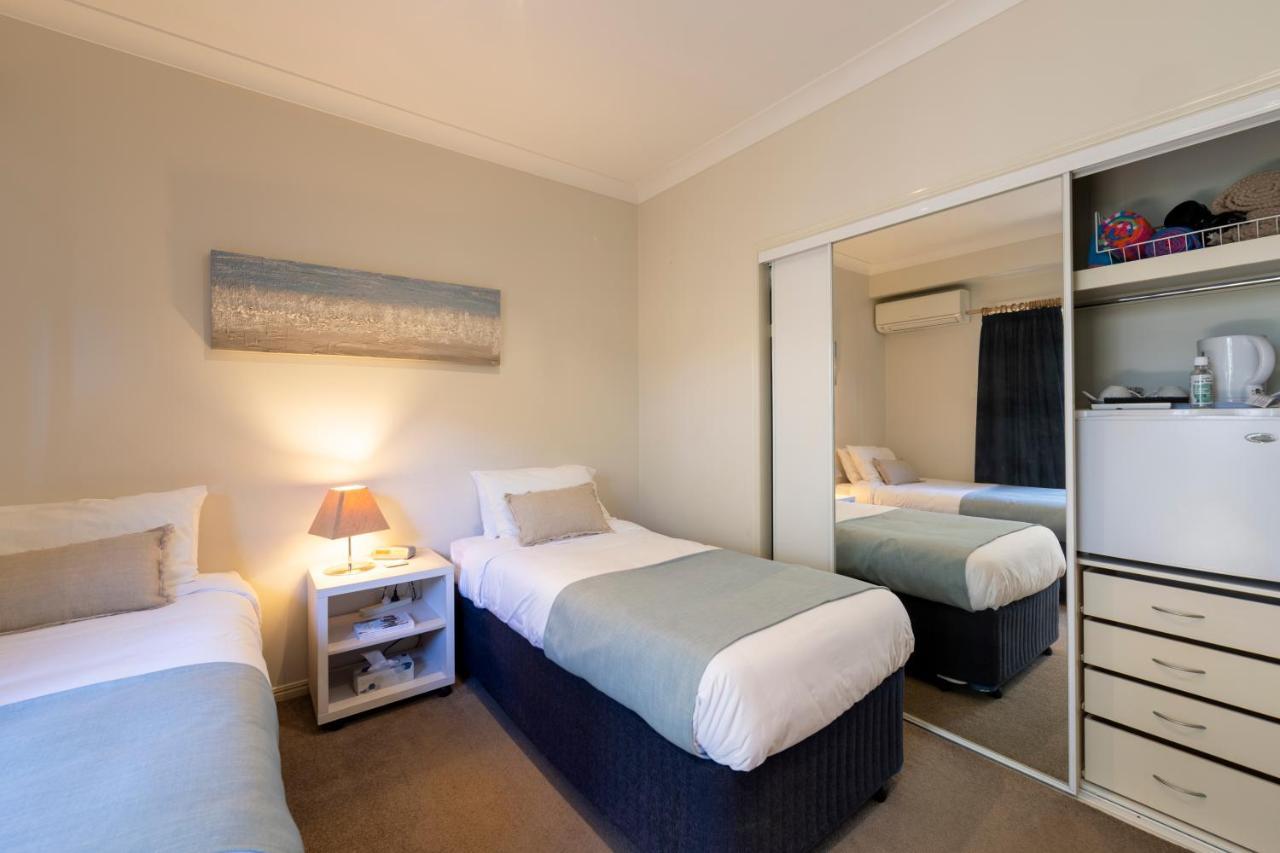 Beachhouse Bed And Breakfast Ред-Клифф Экстерьер фото