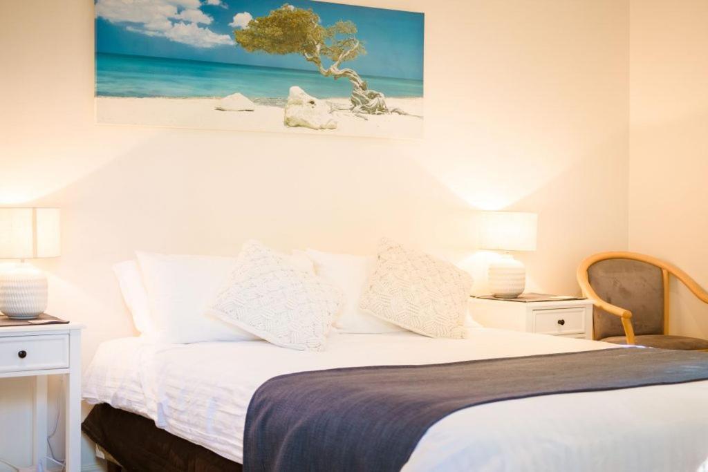 Beachhouse Bed And Breakfast Ред-Клифф Экстерьер фото